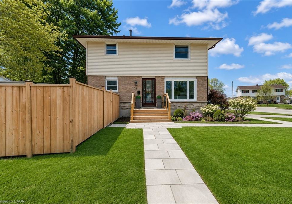 35-mockingbird-drive-elmira-ontario-40828013