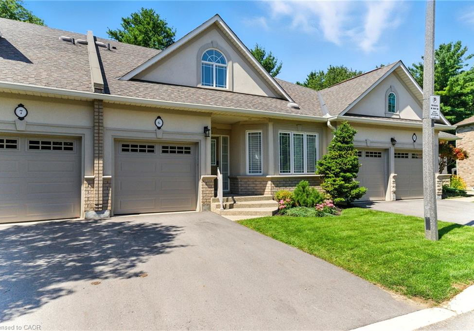 40-wesleyan-court-ancaster-ontario-40828030
