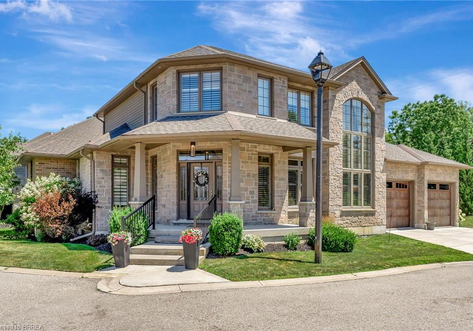 158-willow-street-paris-ontario-40828046