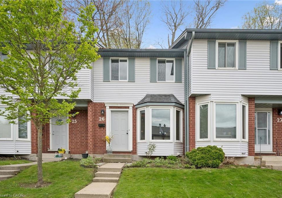 219-kingswood-drive-kitchener-ontario-40828101