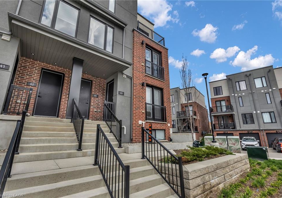 99-roger-street-waterloo-ontario-40828107
