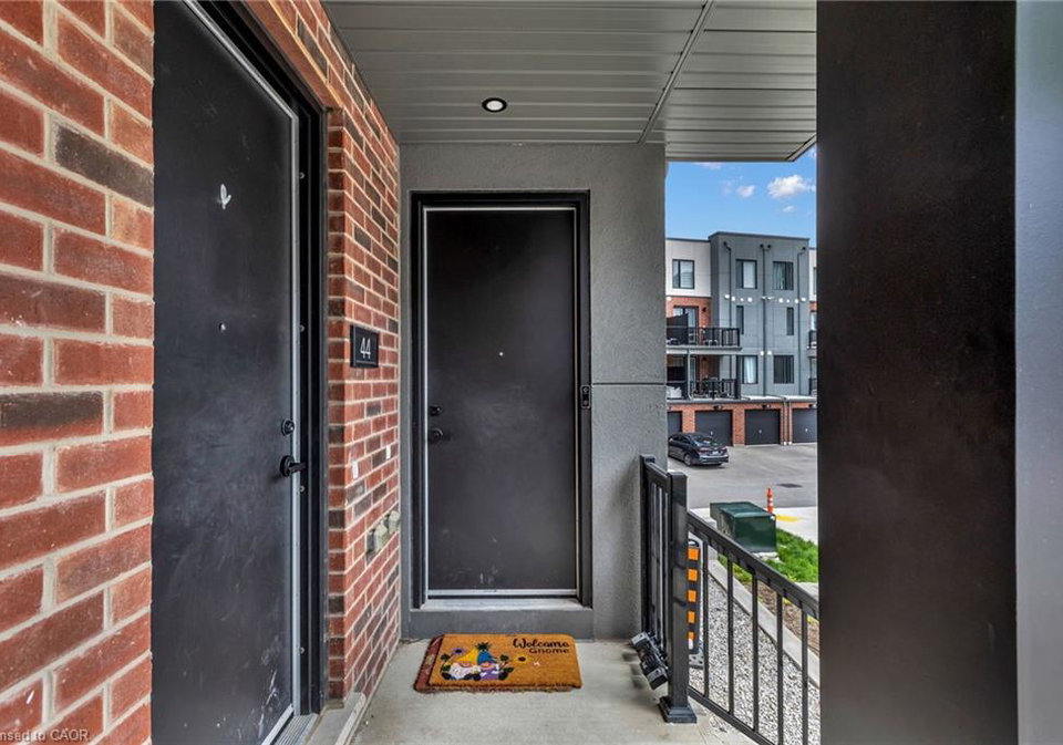 99-roger-street-waterloo-ontario-40828107