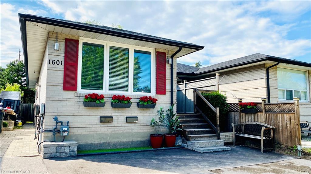 1601-sandgate-crescent-mississauga-ontario-40828135