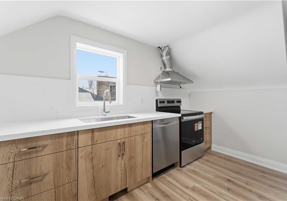 124-mcelroy-road-e-hamilton-ontario-40828136