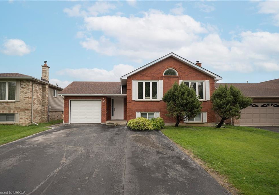 53-memorial-drive-brantford-ontario-40828237