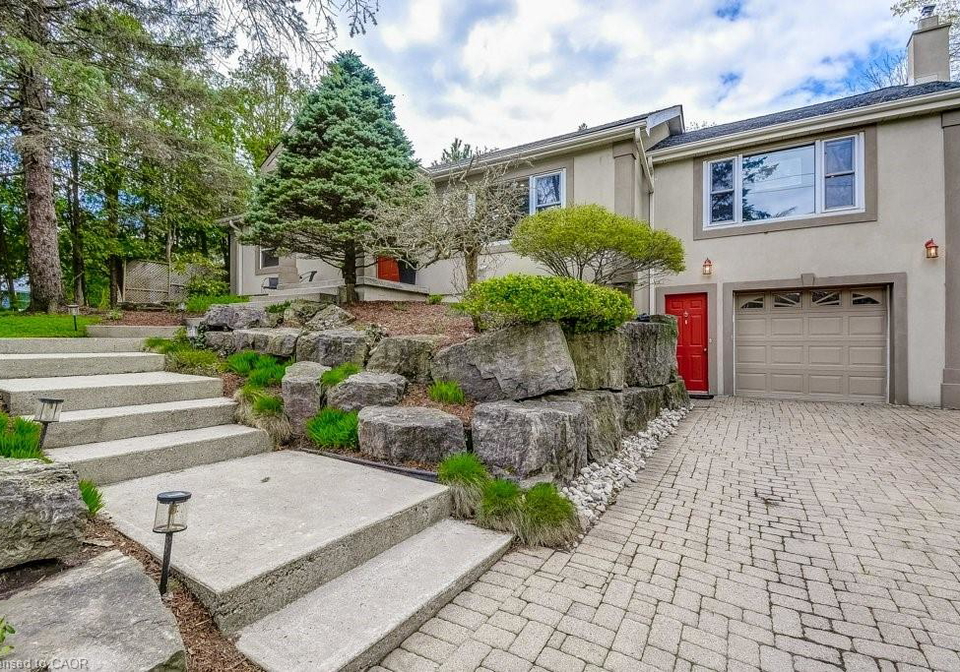 121-elgin-street-waterdown-ontario-40828244