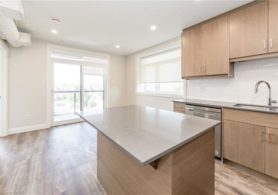 72-erb-street-e-waterloo-ontario-40828266