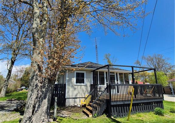 21-ferris-street-turkey-point-ontario-40828337