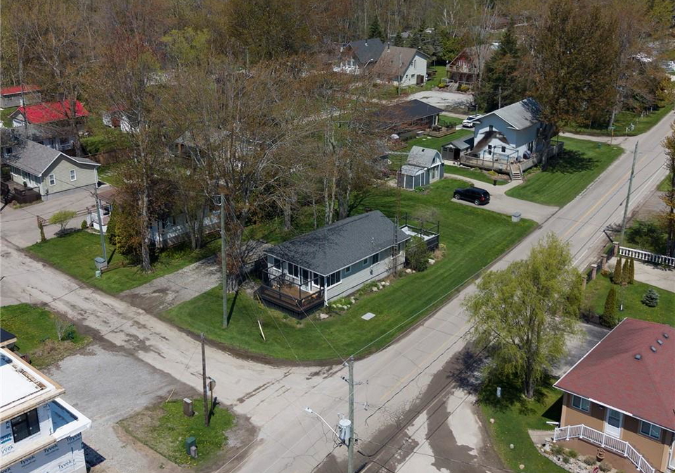 21-ferris-street-turkey-point-ontario-40828337