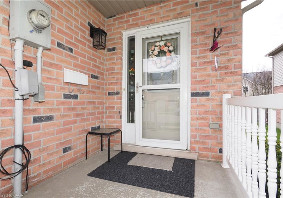 14-brookfield-crescent-kitchener-ontario-40828371