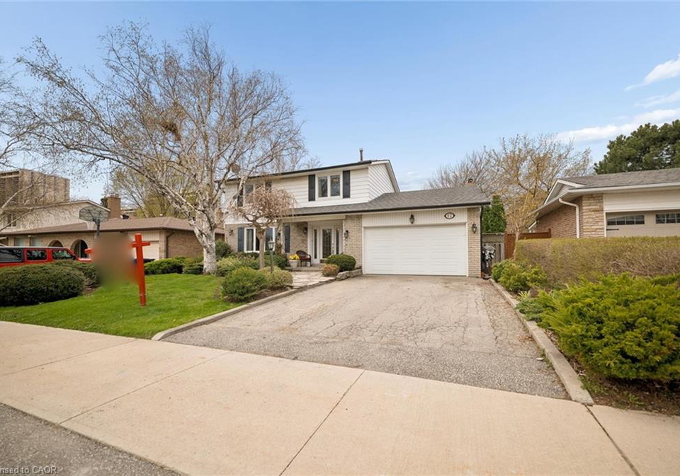 12-burnhamill-place-etobicoke-ontario-40828375