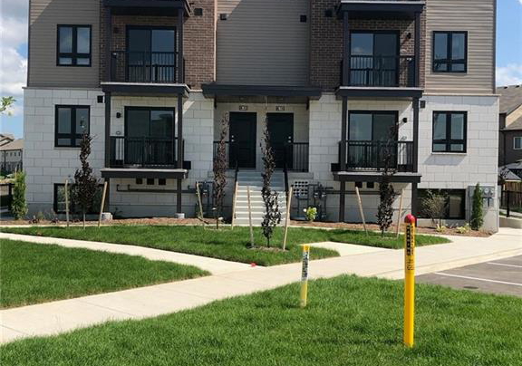 1331-countrystone-drive-kitchener-ontario-40828376