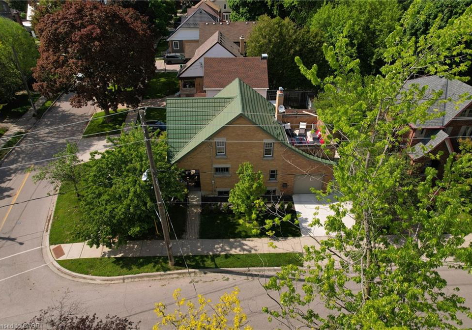 244-samuel-street-kitchener-ontario-40828391