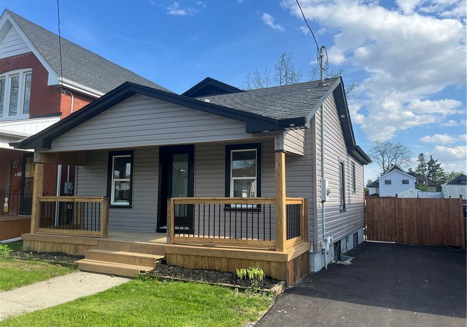 111-victoria-street-brantford-ontario-40828393