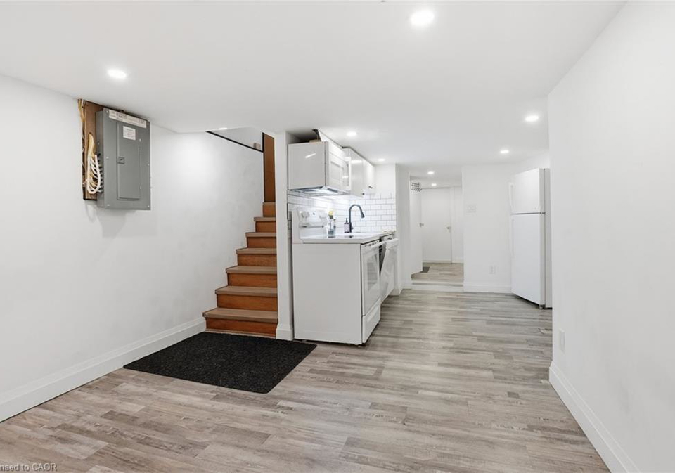 40-garfield-avenue-n-hamilton-ontario-40828401