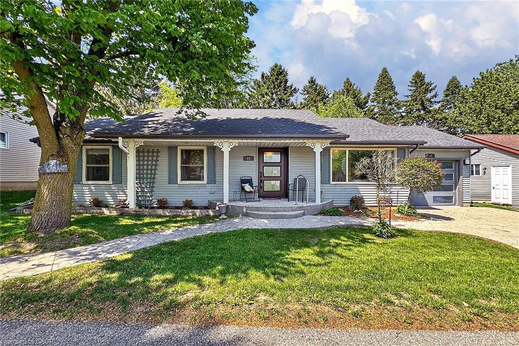 12-fieldstone-walk-new-hamburg-ontario-40828405