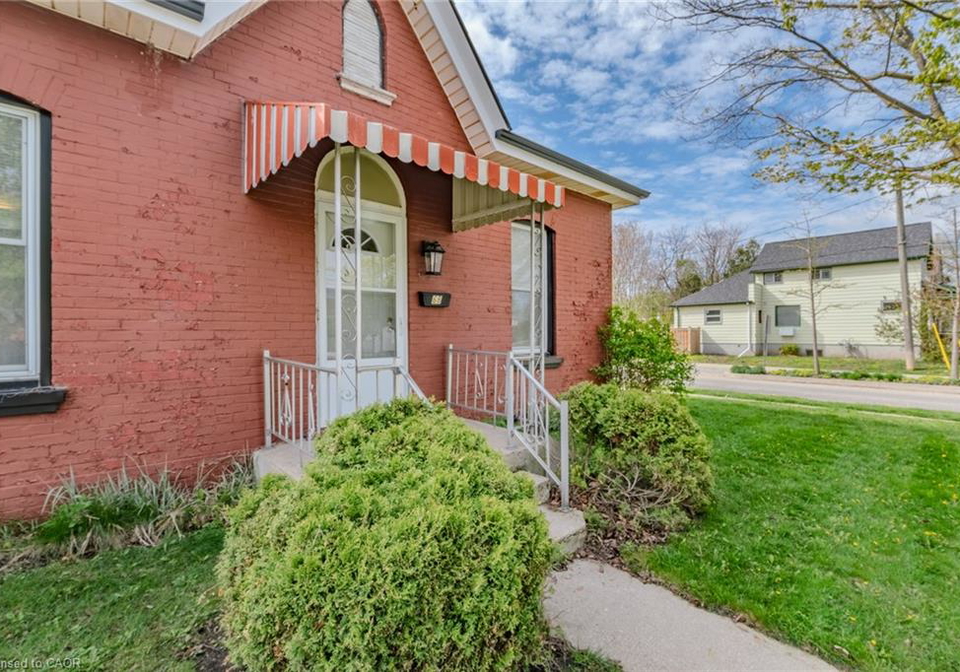 68-sherwood-drive-brantford-ontario-40828407