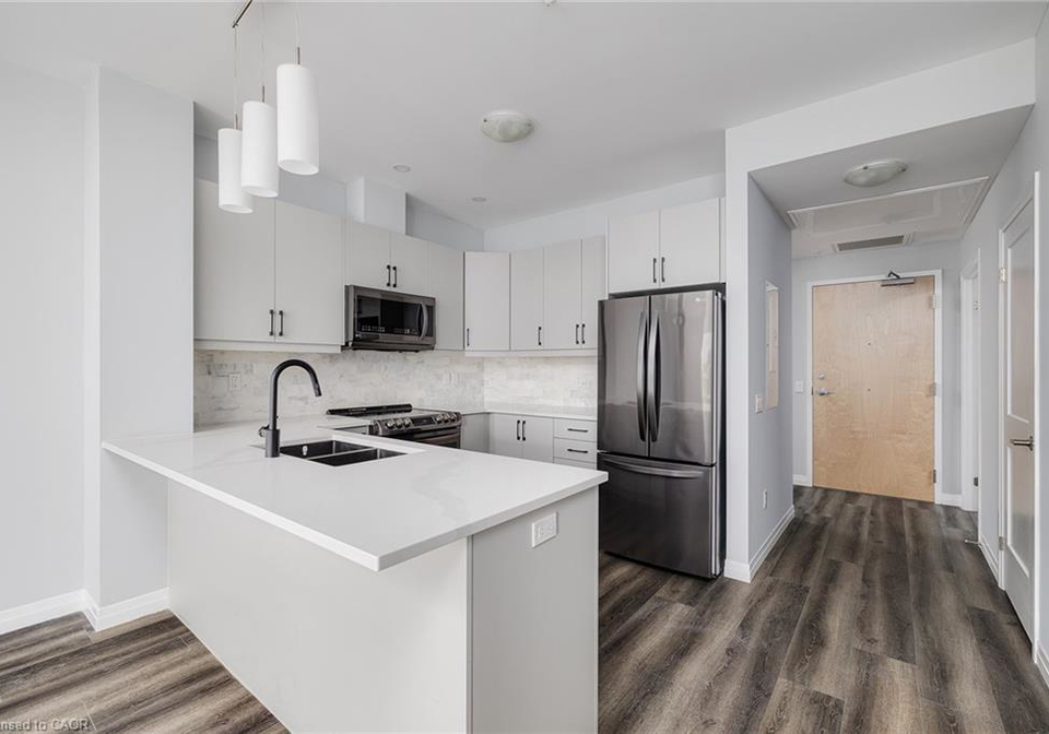 60-charles-street-w-kitchener-ontario-40828414