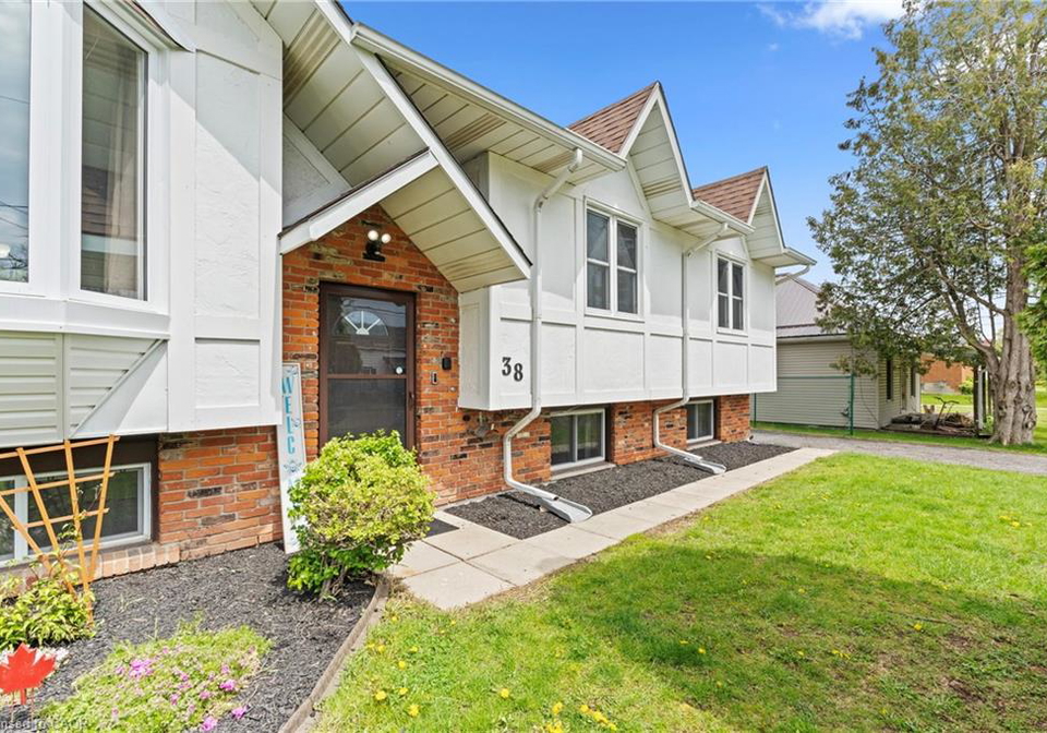 38-jane-street-hagersville-ontario-40828419
