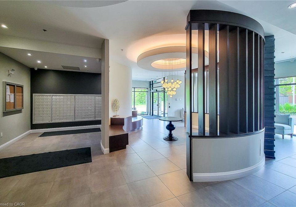 1-redfern-avenue-hamilton-ontario-40828429
