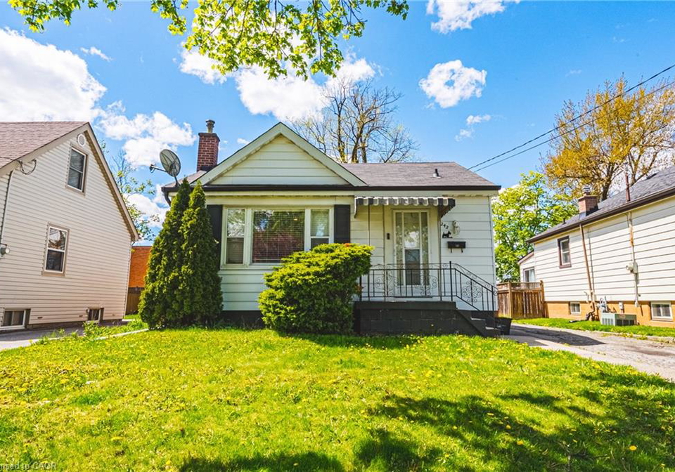 242-east-43rd-street-hamilton-ontario-40828499