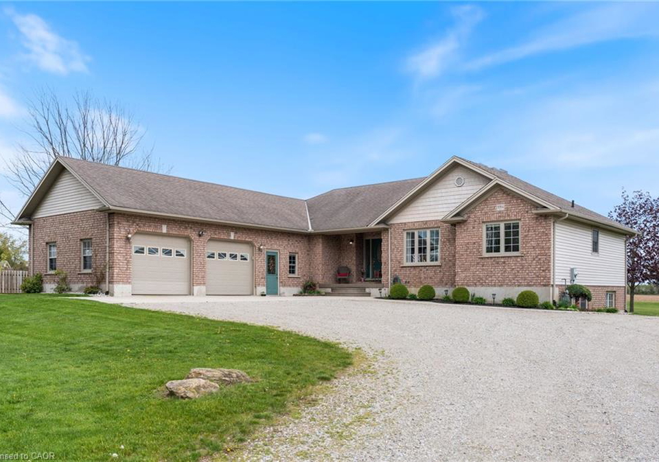 8984-plank-road-straffordville-ontario-40828514
