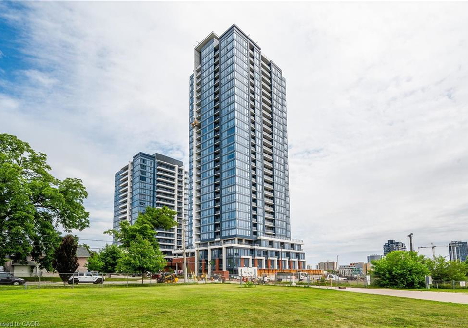 15-wellington-street-s-kitchener-ontario-40828522