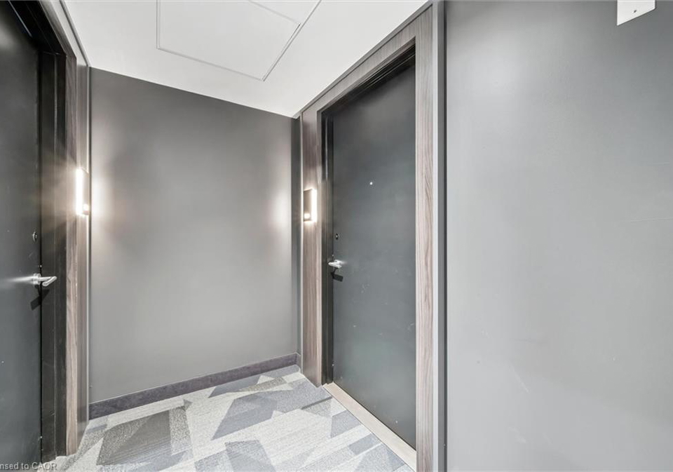 15-wellington-street-s-kitchener-ontario-40828522
