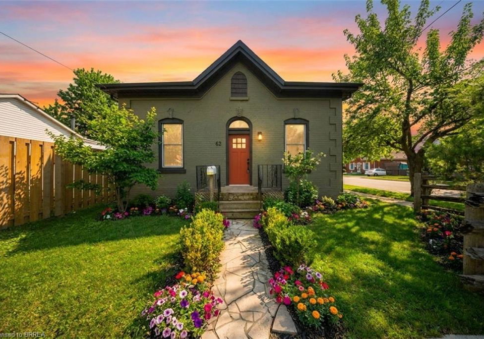62-walnut-street-brantford-ontario-40828534