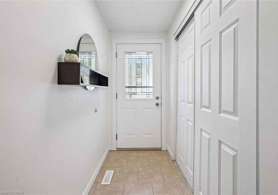 700-paisley-road-guelph-ontario-40828573