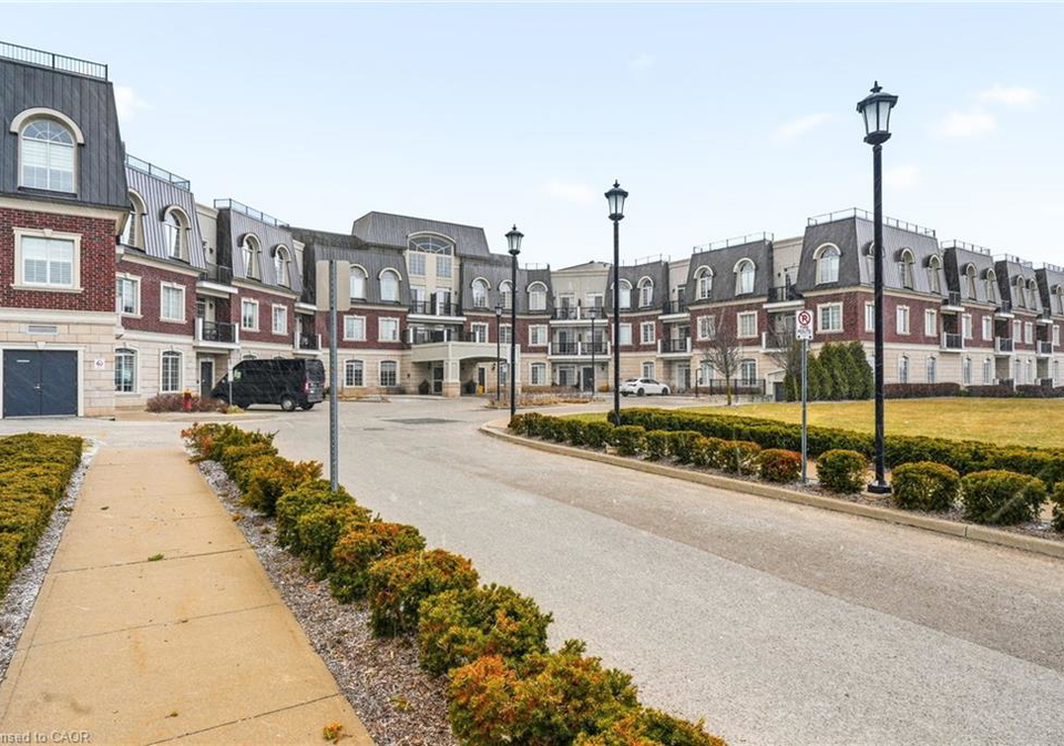 2300-upper-middle-road-w-oakville-ontario-40828596