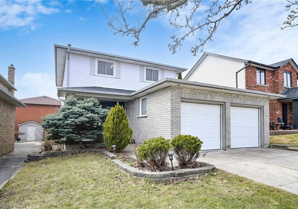 62-como-place-hamilton-ontario-40828598