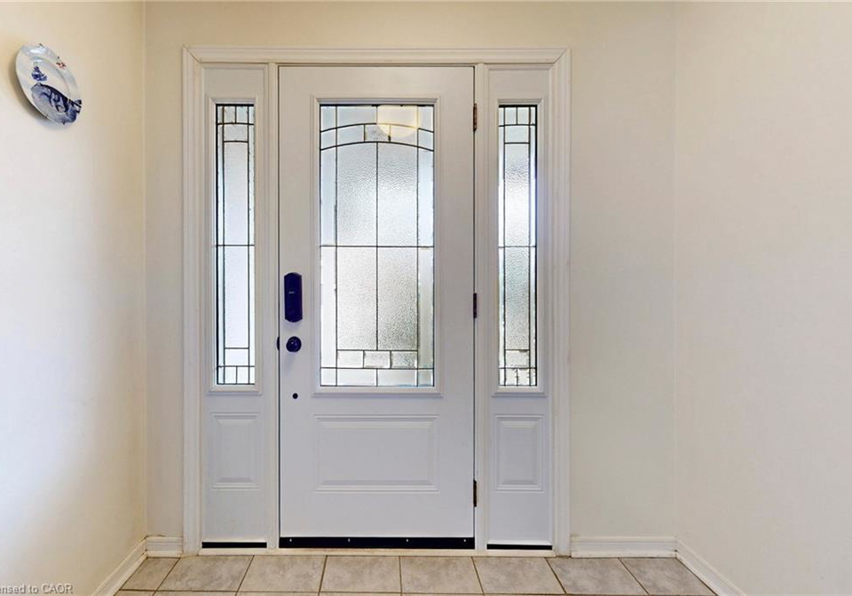62-como-place-hamilton-ontario-40828598