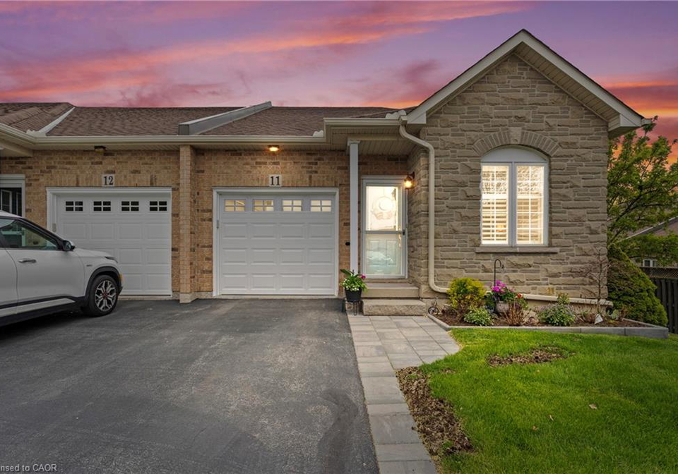 566-southridge-drive-hamilton-ontario-40828611