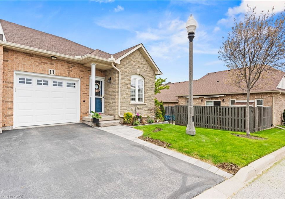 566-southridge-drive-hamilton-ontario-40828611