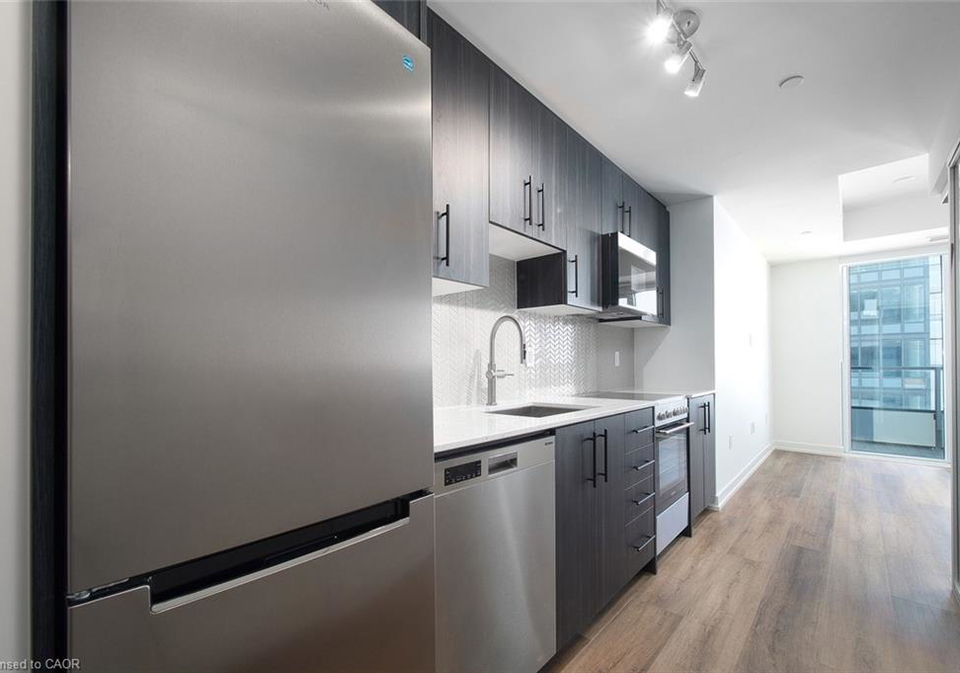 5-wellington-street-s-kitchener-ontario-40828653