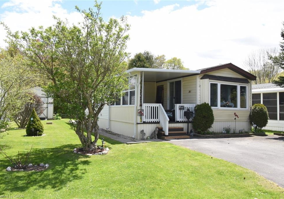 2490-governors-road-ancaster-ontario-40828670
