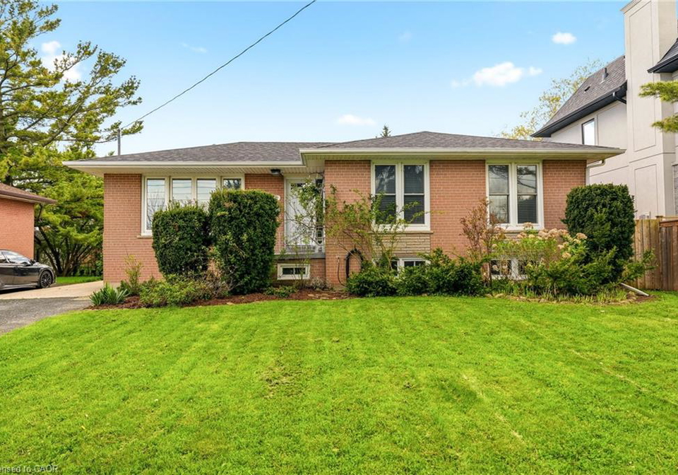 452-third-line-oakville-ontario-40828678