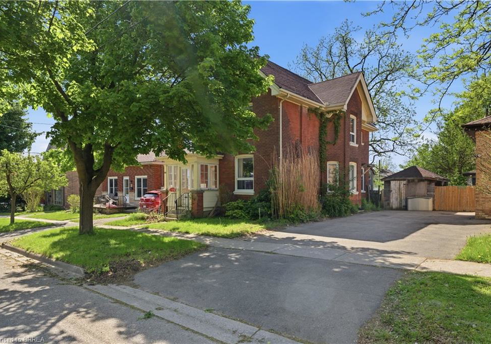 119-east-avenue-brantford-ontario-40828691