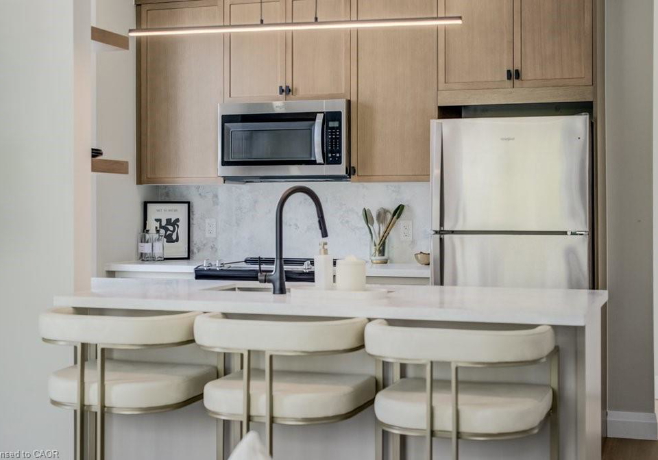 210-heritage-drive-kitchener-ontario-40828708