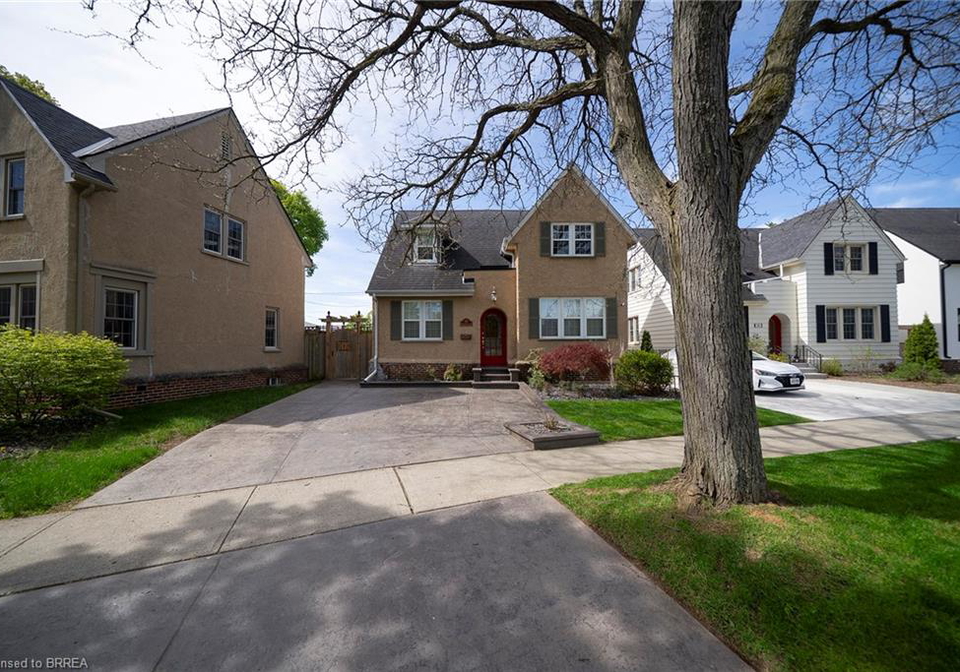 48-lincoln-avenue-brantford-ontario-40828713