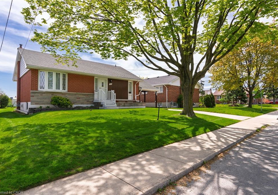 525-east-16th-street-hamilton-ontario-40828715