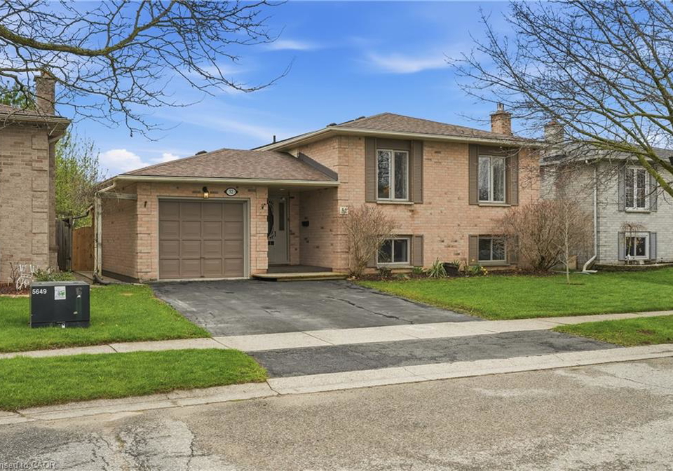 32-hobart-crescent-brantford-ontario-40828723