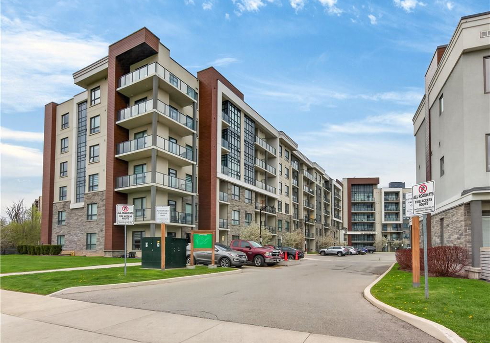 125-shoreview-place-stoney-creek-ontario-40828724