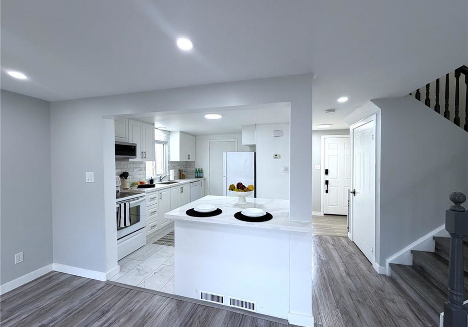 39-camrose-court-kitchener-ontario-40828730