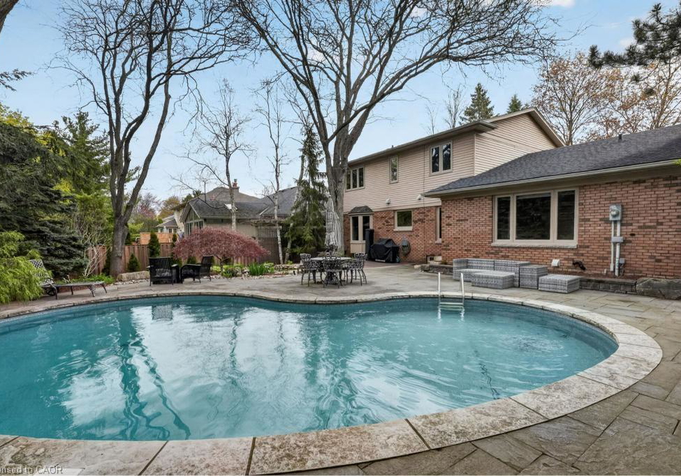 258-briar-hill-crescent-ancaster-ontario-40828751