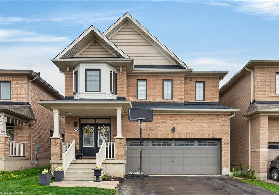 43-cromarty-avenue-caledonia-ontario-40828755