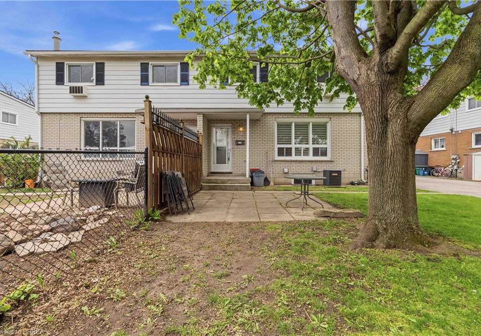 51-metcalfe-crescent-brantford-ontario-40828766