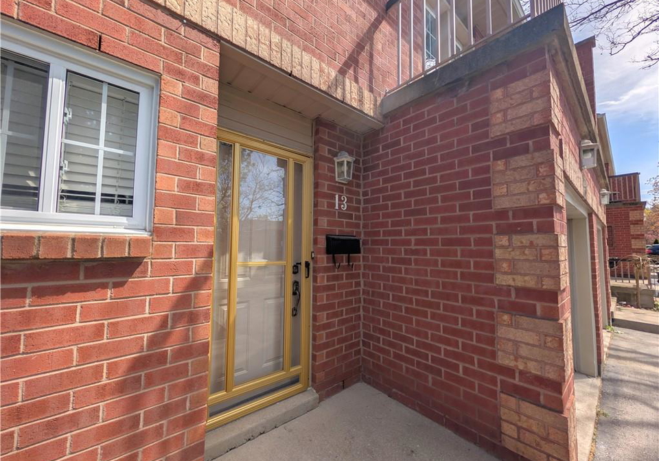 34-dynasty-avenue-stoney-creek-ontario-40828787