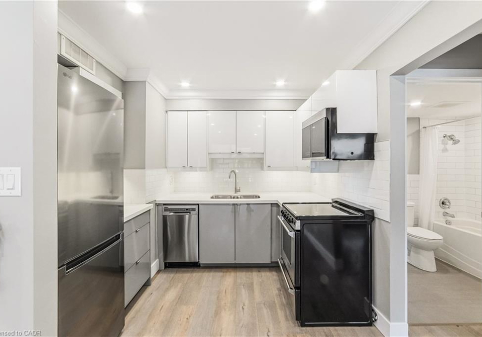 700-lawrence-road-hamilton-ontario-40828795